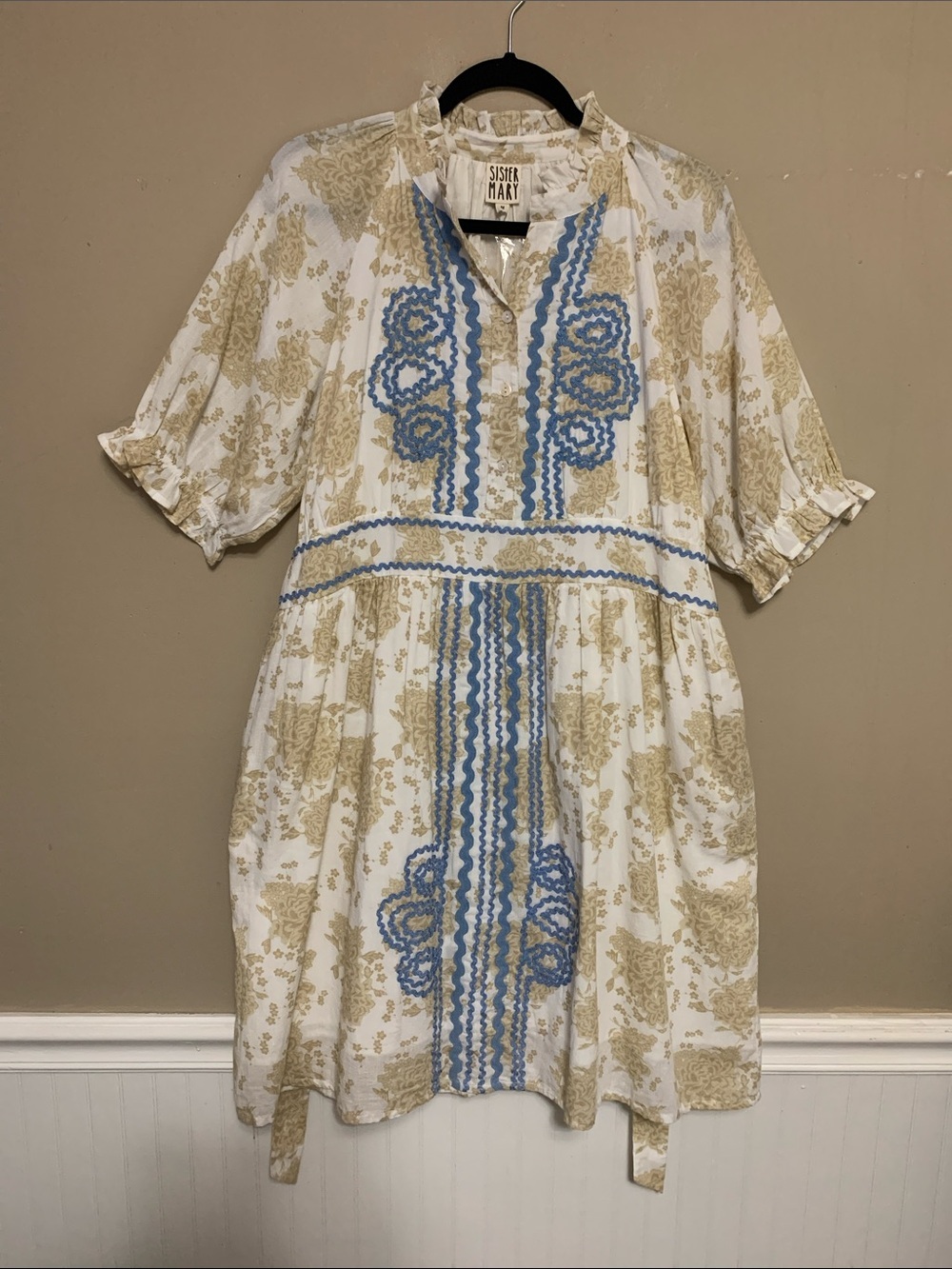 Sister Mary Ramona Women’s Natural Rose Print Blue Embroidery Medium Midi Dress